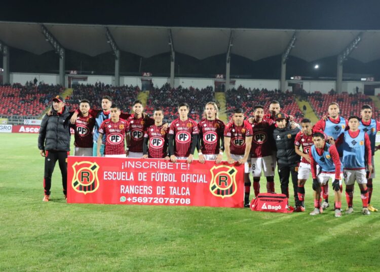 Volante y delantero que terminaron contrato en Rangers encontraron Club