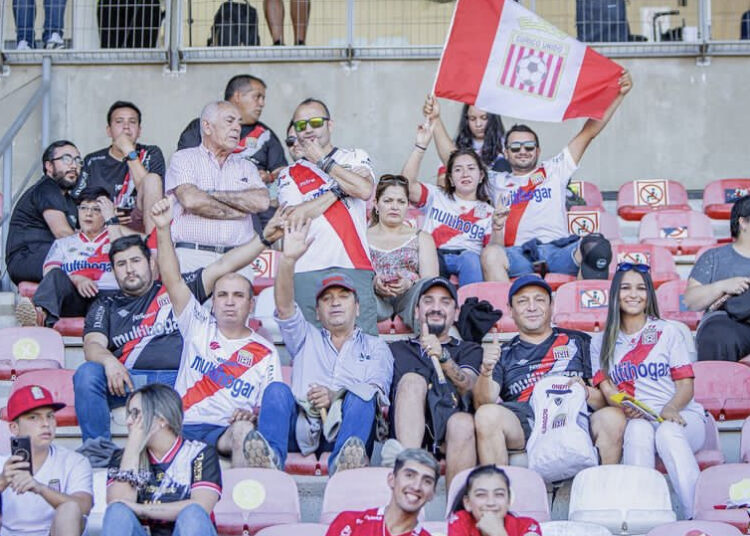 Curicó Unido prepara gran sorpresa para sus hinchas en su aniversario 50