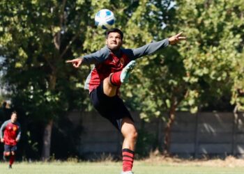 Rojinegro continúa en rodaje y disputó su tercer amistoso