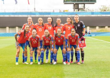 Con maulina en cancha La Roja se  despidió de su sueño mundialista