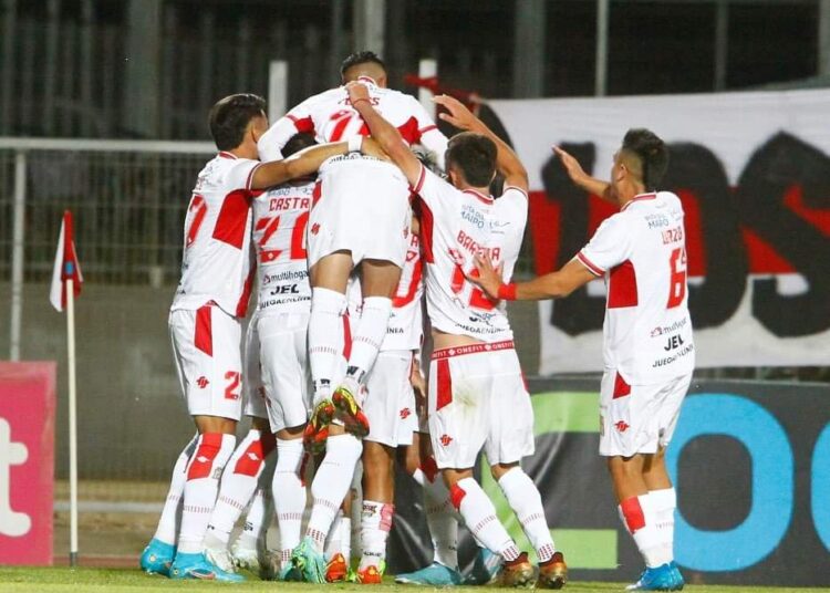 Curicó espera levantar cabeza tras derrota con la UC