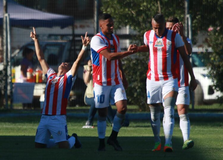 Linares consiguió sus primeros tres puntos en la Segunda División