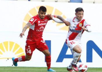 Curicó Unido logró revitalizador triunfo ante su clásico rival