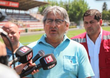 Linares informó renuncia de importante directivo