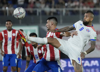 Chile parte 2023 con amistoso clave para Berizzo