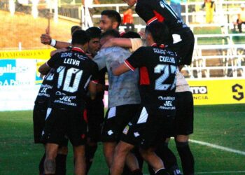 Curicó Unido ganó y respira en el fondo de la tabla