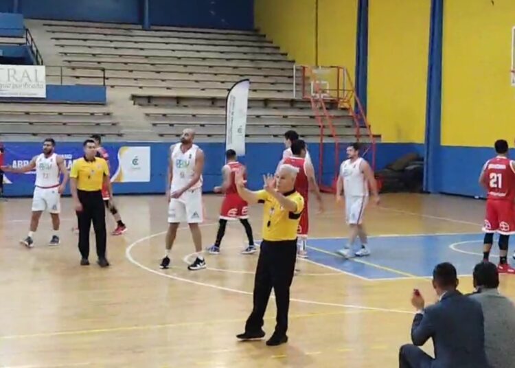 Liceanos fueron doblegados en su propia casa