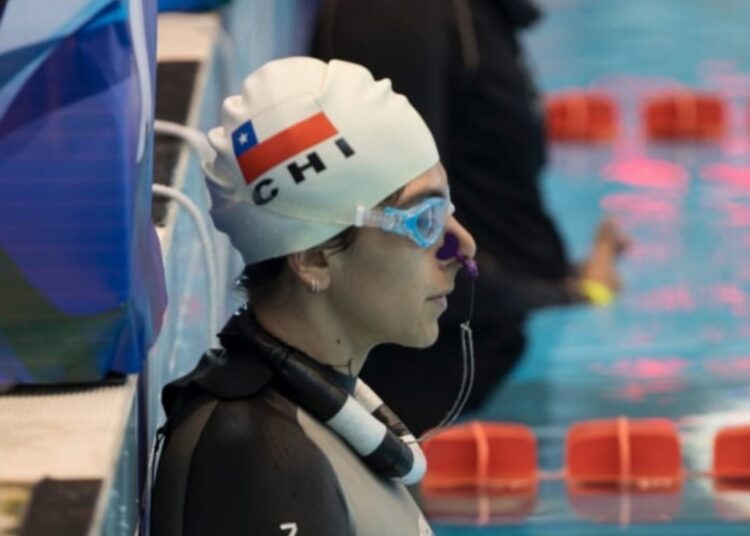 Maulina cumplió notable faena en Mundial de apnea