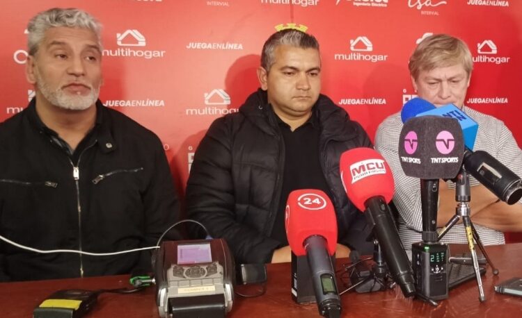 La trastienda de la salida Muñoz: amenazas de muerte y posible renuncia de dirigentes