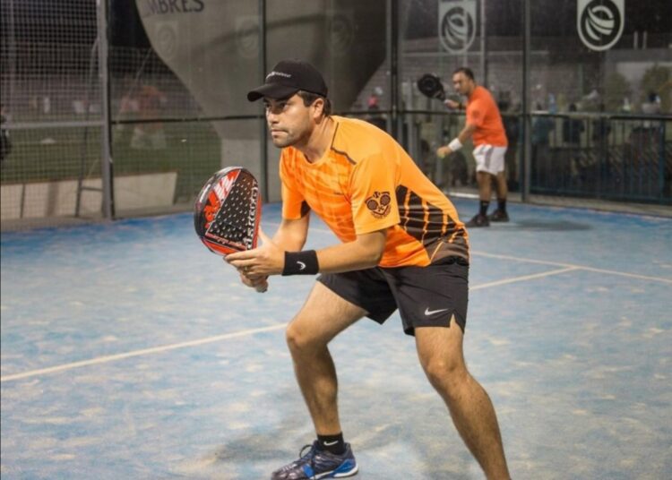 El pádel va en apoyo de una de las suyas: “Trae tu pala y juguemos x Kony”