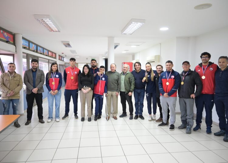 Maulinos clasificados y preseleccionados a Santiago 2023 fueron reconocidos