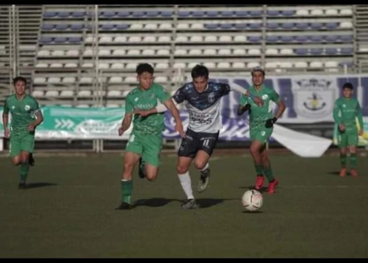 Constitución Unido cayó sobre la hora ante Naval