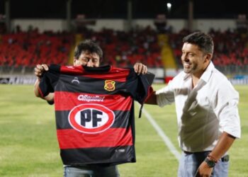 B. González y diálogo con plantel:”Es un poco de transmitir la presión, la preocupación y molestia”