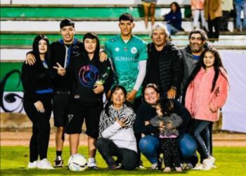 “El Patrón” volvió a tener minutos con la casaquilla del “Conti” Unido