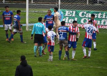 Linares logró paridad en una cancha compleja para jugar