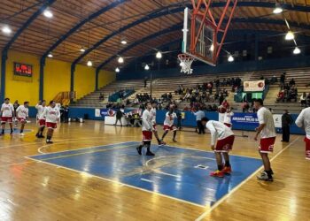 Liceanos ganaron en casa con más de un dolor de cabeza