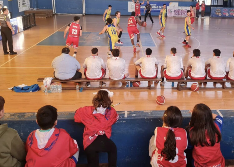 Liceo de Curicó espera seguir con vida a costa de uno de los punteros