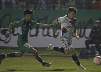 Constitución terminó igualando tras no aguantar la ventaja