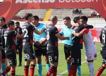 Goleada ante San Felipe dejaría a Rangers sin entrenador