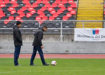 Juez que suspendió partido: “El balón no rodaba ni rebotaba con normalidad”