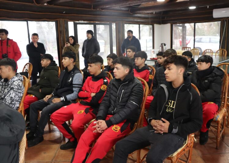 Alta expectativa genera en canteranos rojinegros la inauguración del “Rincón Literario”