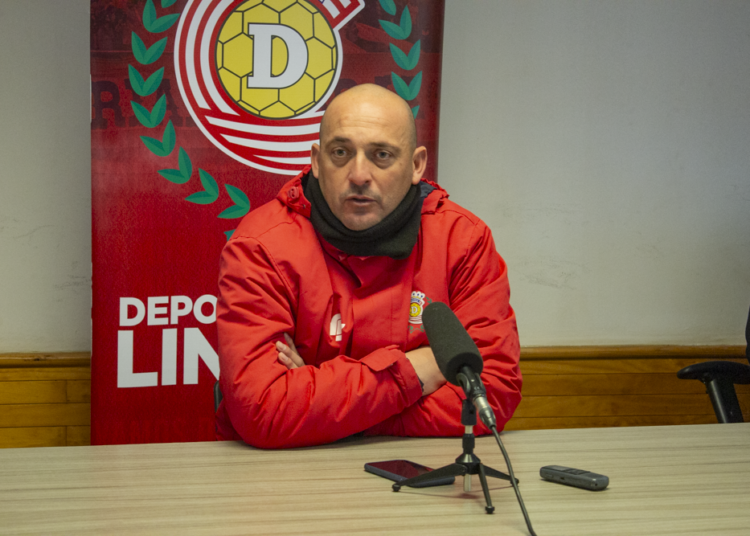 Eduardo Lobos y crisis en el “Depo”: “Nos está faltando esa jerarquía para concretar”