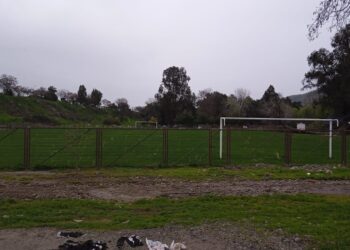 Funebreros luchan por recuperar su templo deportivo
