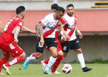 Curicó Unido necesita sumar para salir del fondo