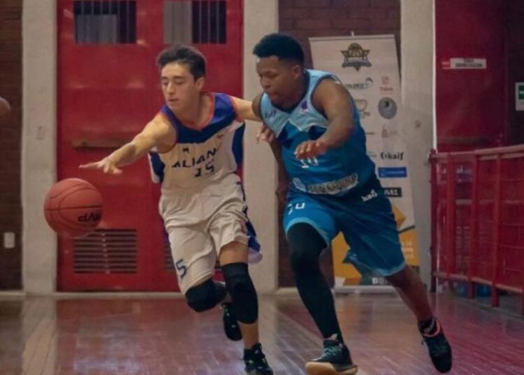 Talquino encesterá en la Academia CFL en Estados Unidos