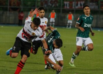 ¿Quiénes podrán entrar al partido Rangers-Wanderers?