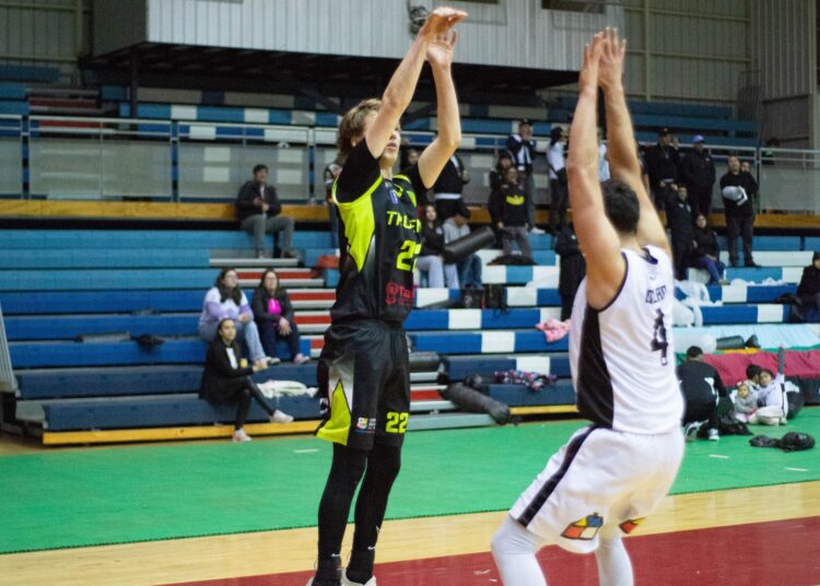 Truenos de Talca va por un triunfo en su debut copero