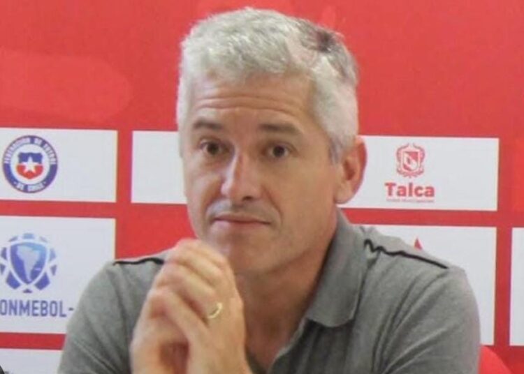 Muñoz y opción de Cavalieri: “Esperamos poder cerrarlo, ojalá fuera durante la próxima semana”