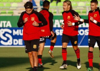 Siguen las vacaciones en Rangers y el regreso a las prácticas tiene nueva fecha