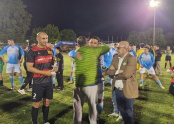 Rangers presentó varios jugadores del primer equipo en partido en apoyo a Teletón