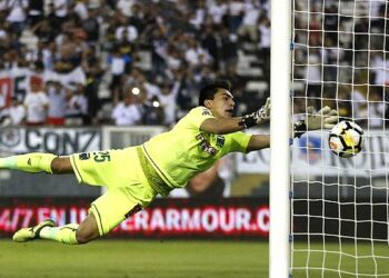 Rojinegro aseguró a su segundo arquero