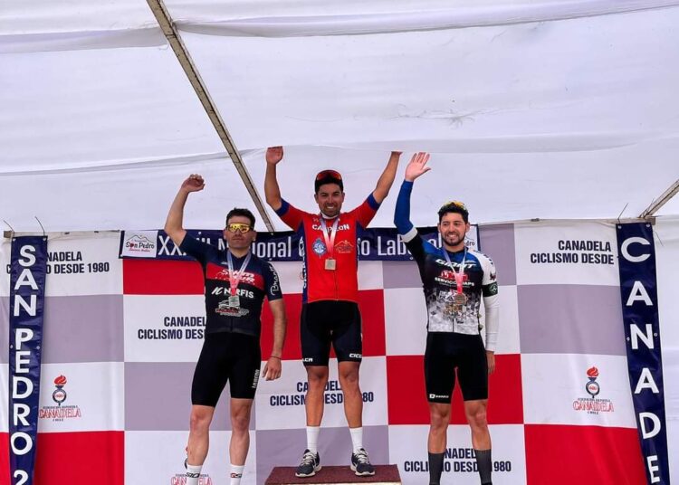 Talquino se coronó campeón de Nacional laboral de ciclismo