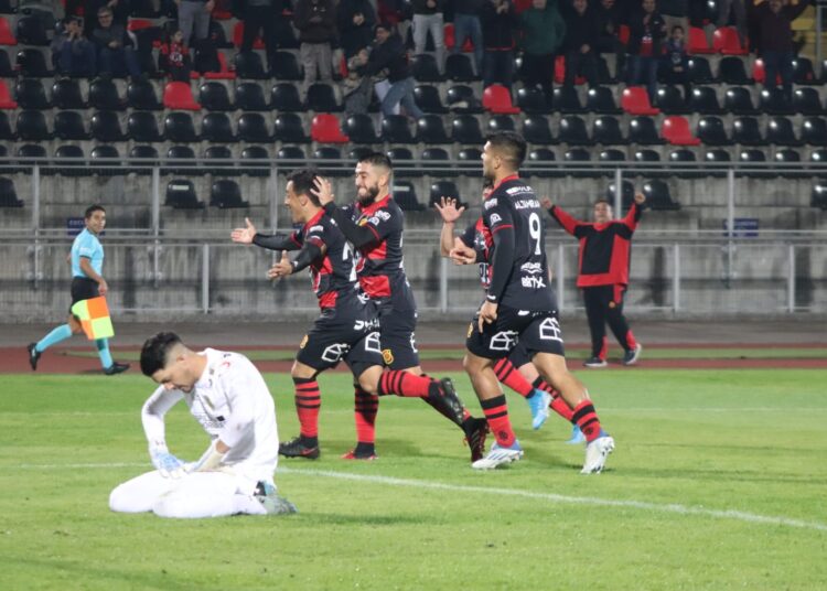 Destacado jugador de Rangers de Talca podría dejar la institución 