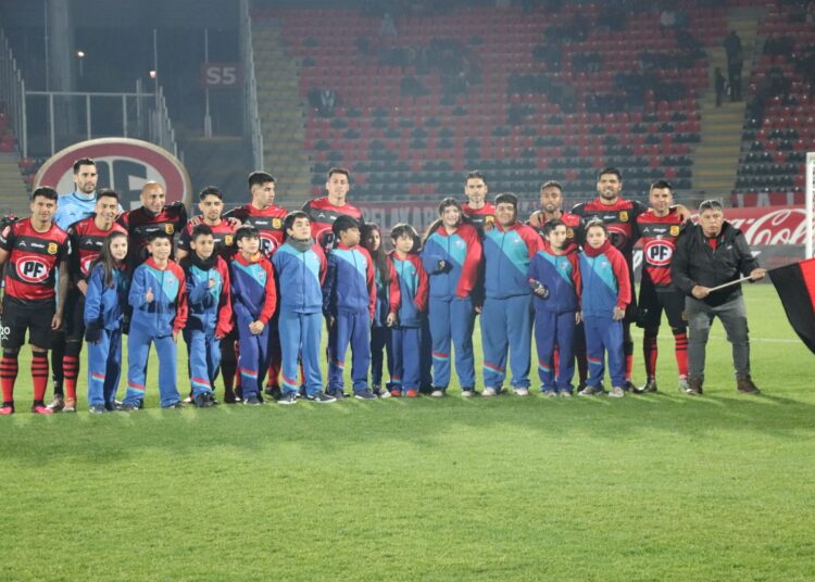 Correría con ventaja arquero extranjero en Rangers ante complicación del mercado