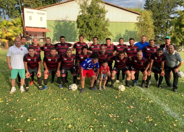 21 de Mayo de Curicó inscribió su nombre en la final regional en 45 años