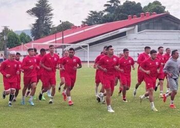 Linares anunció que se cayó la llegada de uno de sus “galácticos”