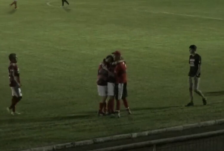 Linarenses se abrazaron en la final regional zona Sur