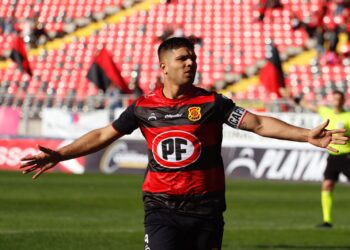 Lionel Altamirano fue oficializado en su nuevo Club