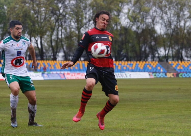 Pol fue oficializado en nuevo equipo para sumar “experiencia y goles”