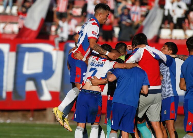 Deportes Linares va en apoyo de quienes más lo necesitan