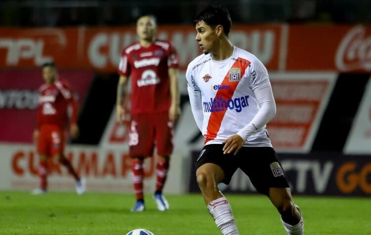 Importante jugador de Curicó parte a préstamo a equipo de Primera División