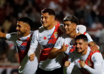 Curicanos comenzaron el torneo de la B 2024 de la mejor manera