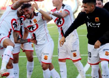 La fórmula que probó Luvera para enfrentar a Barnechea