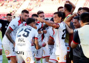 ¡Imparable!: Rangers sumó tercera victoria en el inicio del torneo