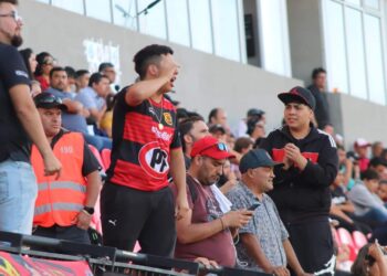 Hinchada piducana recibió pésima información en la previa a duelo ante Barnechea