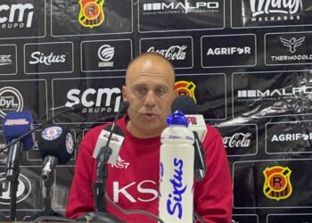 Luvera sobre San Luis: “Viene con otra frescura, con un entrenador interino y tiene muy buenos jugadores”